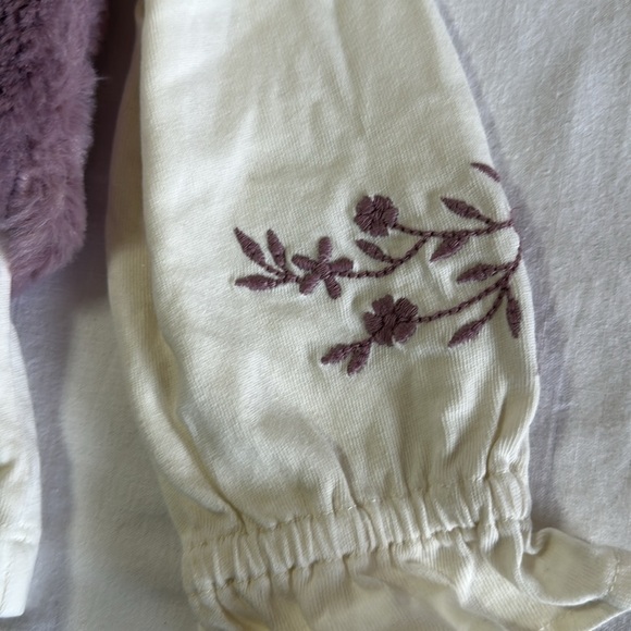 Nutmeg - Purple Faux Fur Vest with Cream Long Sleeve Top - Picture 2 of 5